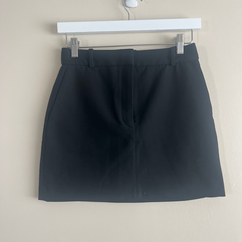 Babaton Aritzia Black Tailored‎ Mini Skirt Lined Trouser Style Size 2